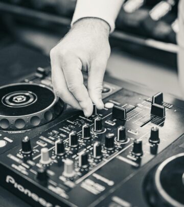 72 Best New Year’s Eve Songs for Your Ultimate NYE Playlist 2025