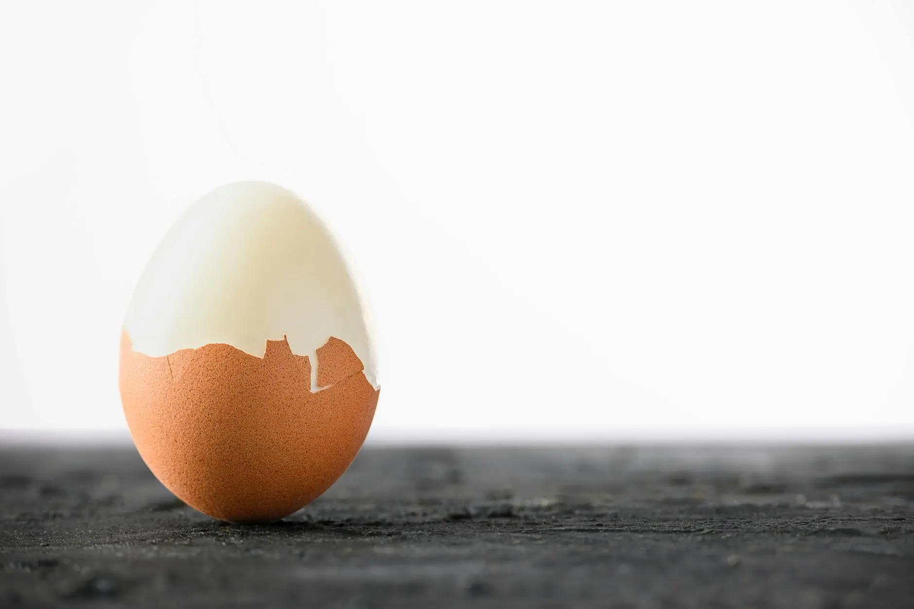 Chicken Jokes: 35 Egg-Cellent Puns To Crack You Up Get ready to laugh out loud with the funniest chicken jokes and puns—perfect for kids, adults, and anyone who loves poultry humor.