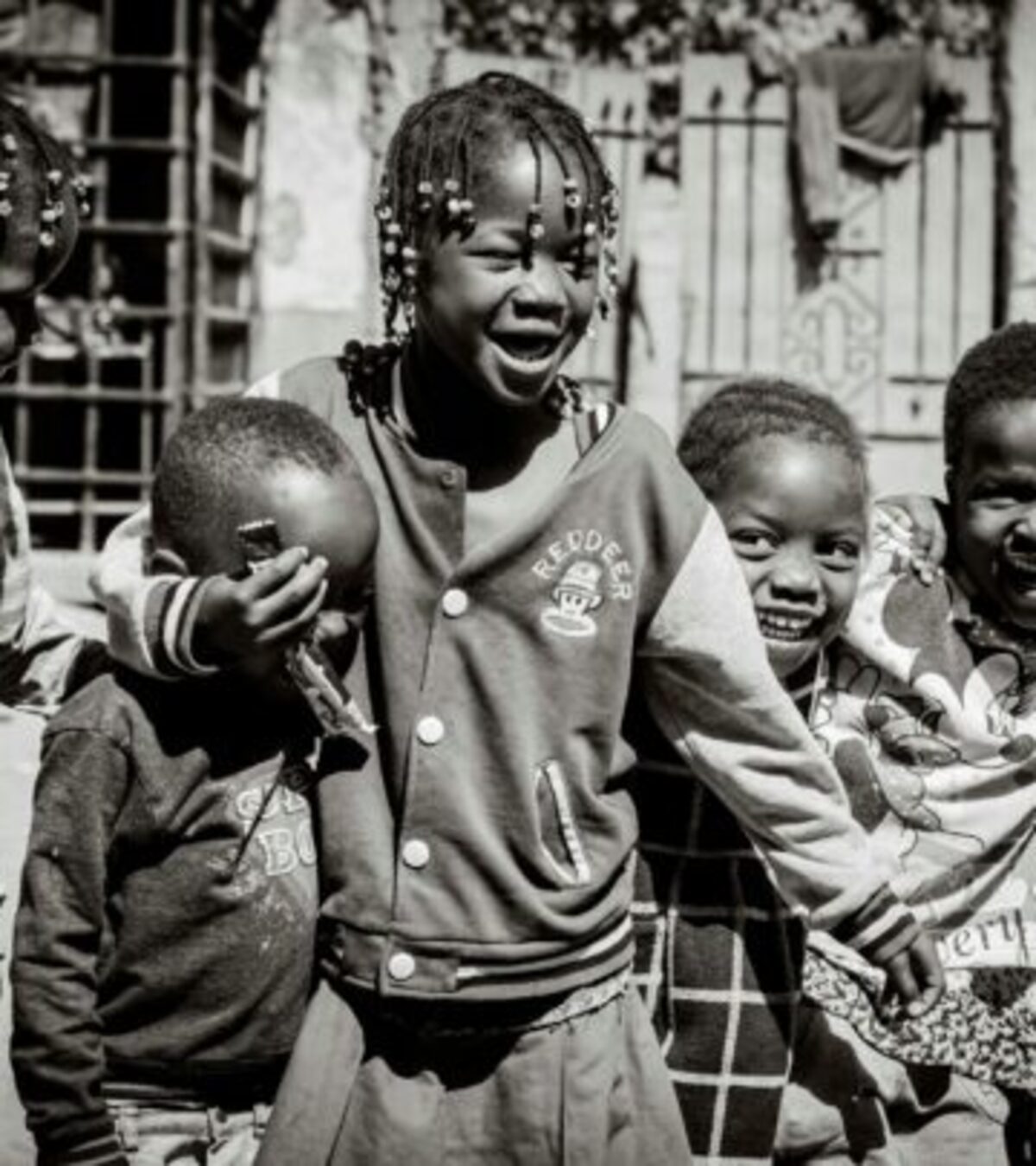 Laugh without limits with our collection of family-friendly jokes that everyone can enjoy