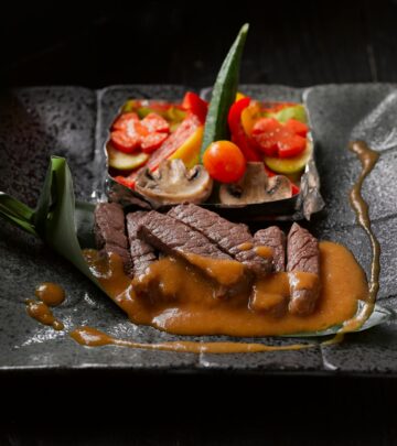 Classic Beef Stroganoff II: A Comforting Steak and Mushroom Recipe