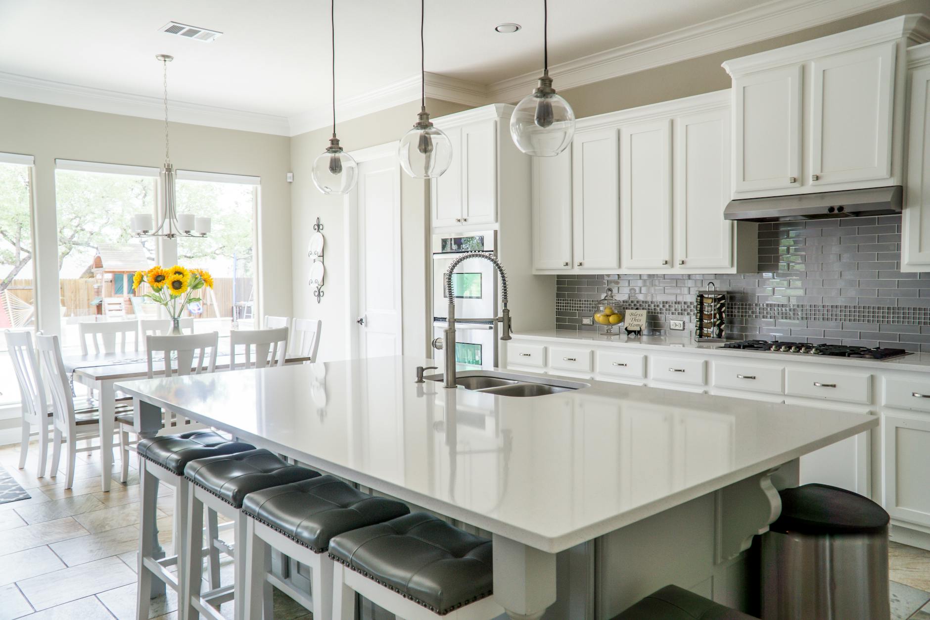 Complete Guide to Standard Kitchen Cabinet Dimensions_image