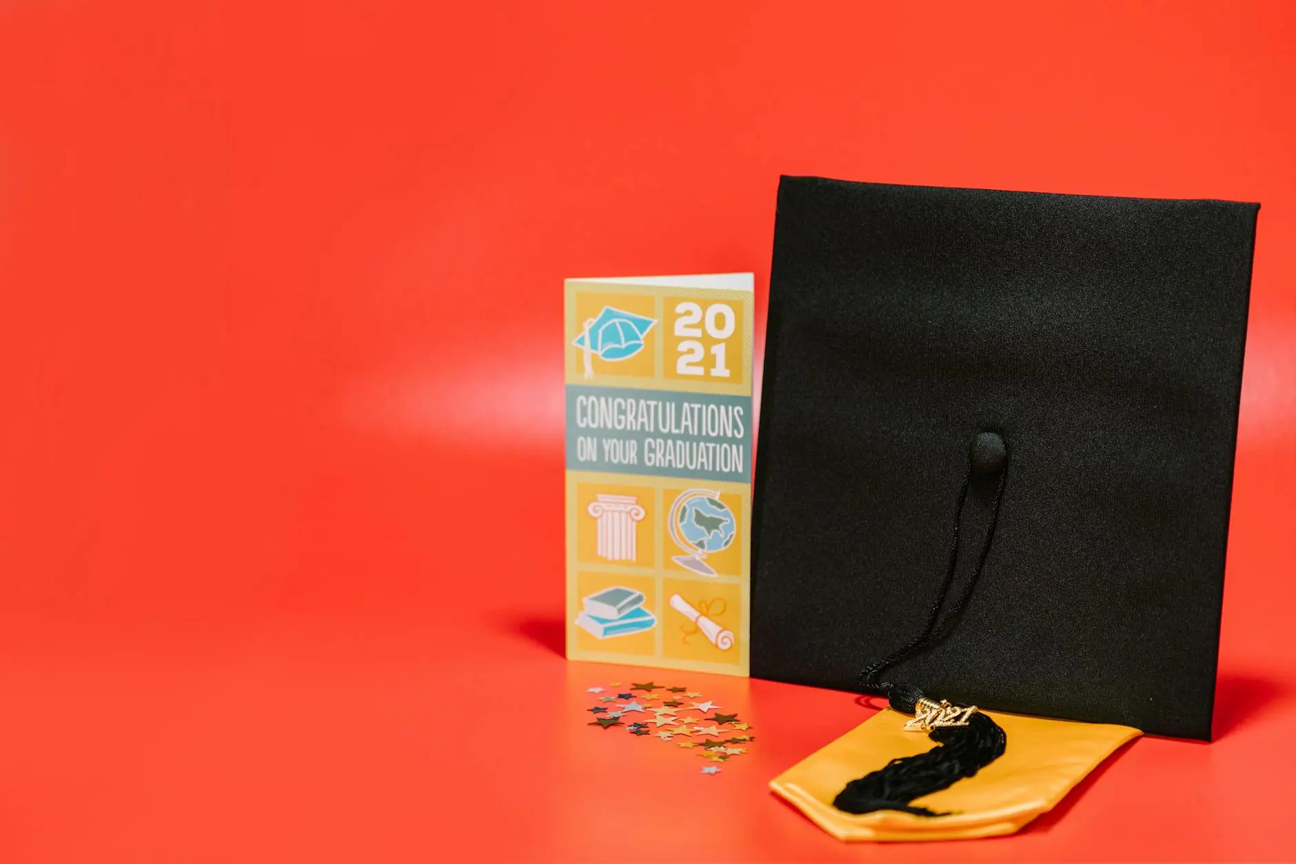 50 Heartfelt Graduation Thank You Card Sayings for 2025 Express your gratitude with the perfect words for every recipient on your graduation list