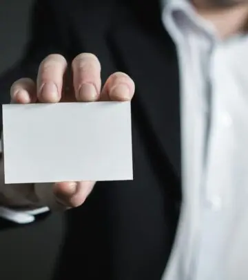 Make a lasting impression this season with genuine, professional business holiday card messages for clients, colleagues, and partners.