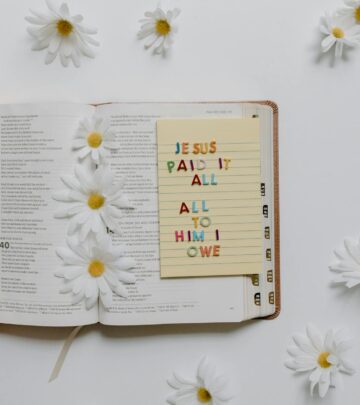40+ Inspirational Graduation Bible Verses for Every Graduate