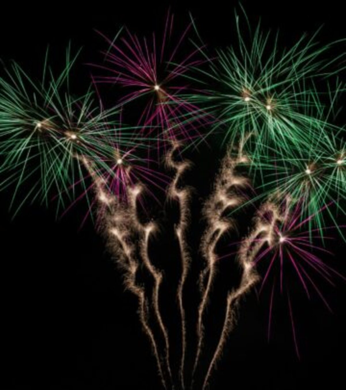 Ring in 2025 with joyful, thoughtful, and inspiring New Year wishes, quotes, and messages for friends, family, and loved ones.