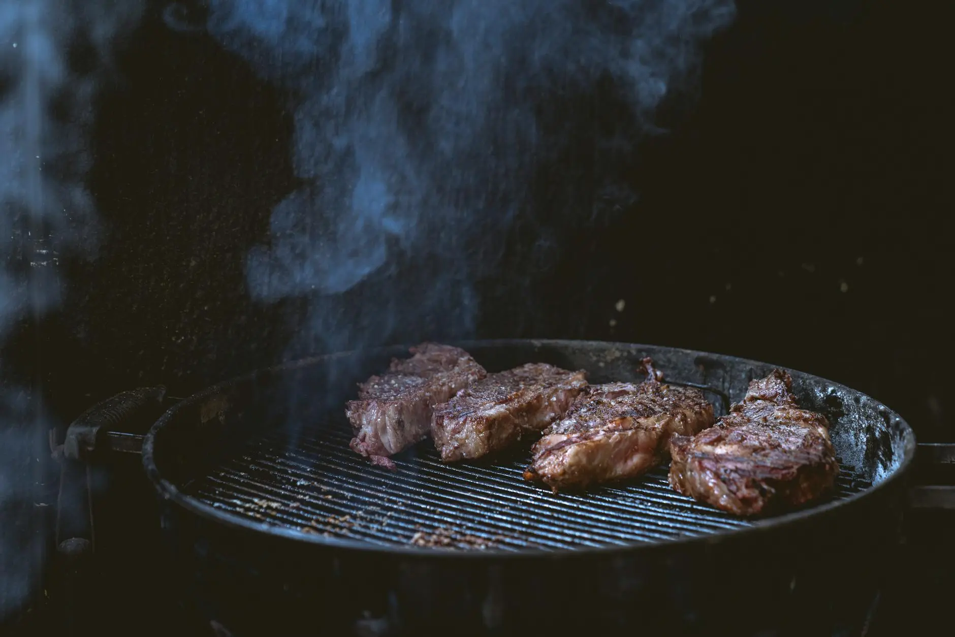 Emily’s Marinated Venison Steaks: A Flavorful Guide Discover the secret to tender, juicy, and flavorful venison steaks with Emily’s celebrated marinade and expert cooking tips.