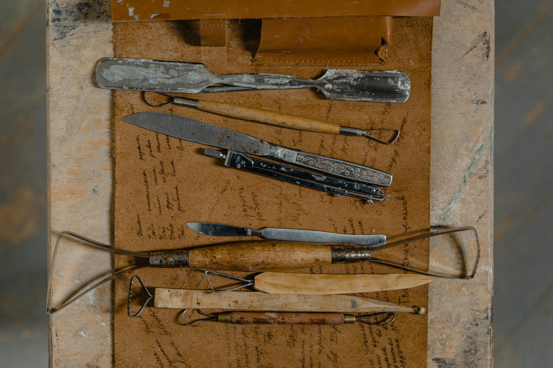 The Complete Guide to Killing Mold on Wood: Safe and Effective Methods The Complete Guide to Killing Mold on Wood: Safe and Effective Methods_image