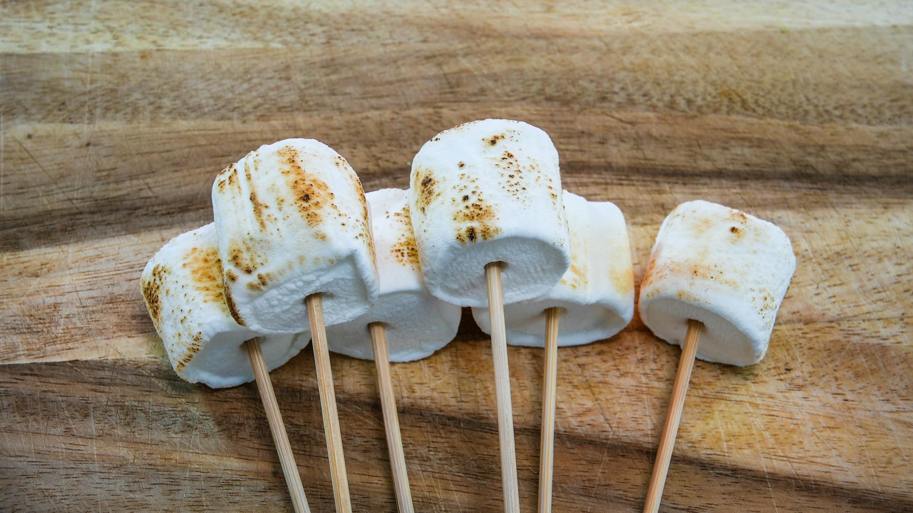 Easy Homemade Marshmallow Rice Krispie Treats Easy Homemade Marshmallow Rice Krispie Treats_image