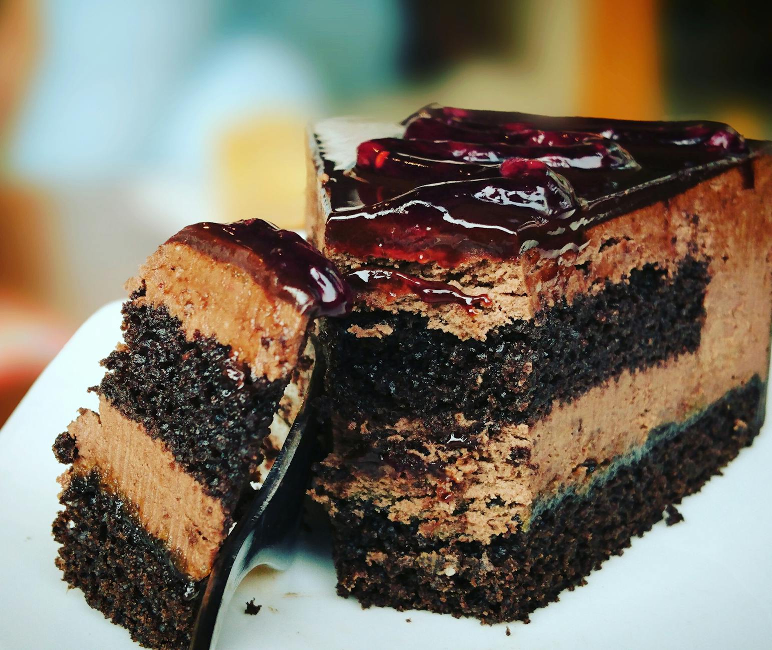 Effortless One-Bowl Chocolate Cake: A Rich, Moist Classic for Every Baker Effortless One-Bowl Chocolate Cake: A Rich, Moist Classic for Every Baker_image