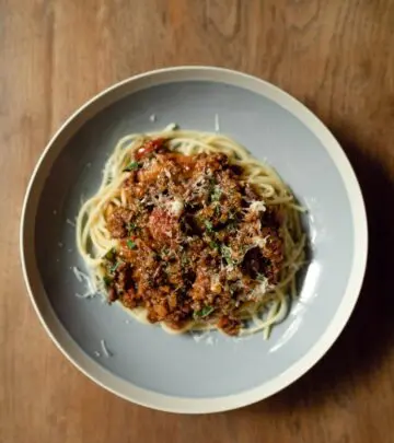 Rich, creamy layers of golden pasta perfection that comfort every bite you take!