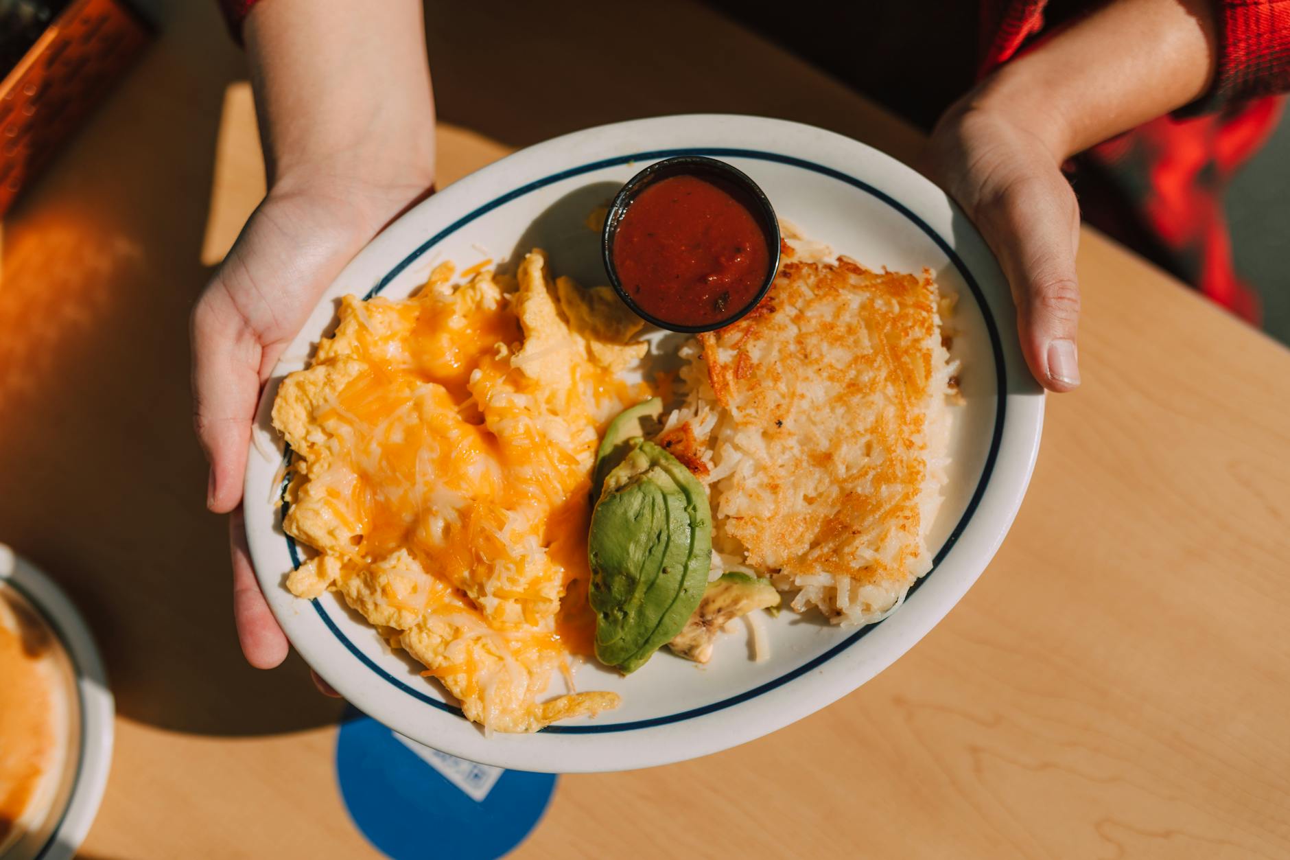 Grandma’s Classic Hash Brown Casserole: The Ultimate Comfort Food Golden layers of savory bliss that warm hearts and satisfy every craving fully.