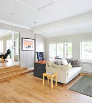 Engineered Hardwood vs. Solid Wood Flooring: Complete Comparison