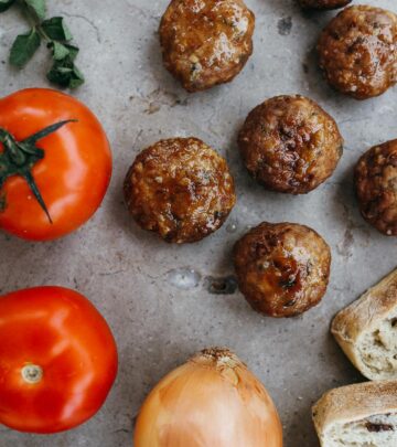 Delicious Italian Baked Meatballs: Easy Homemade Recipe