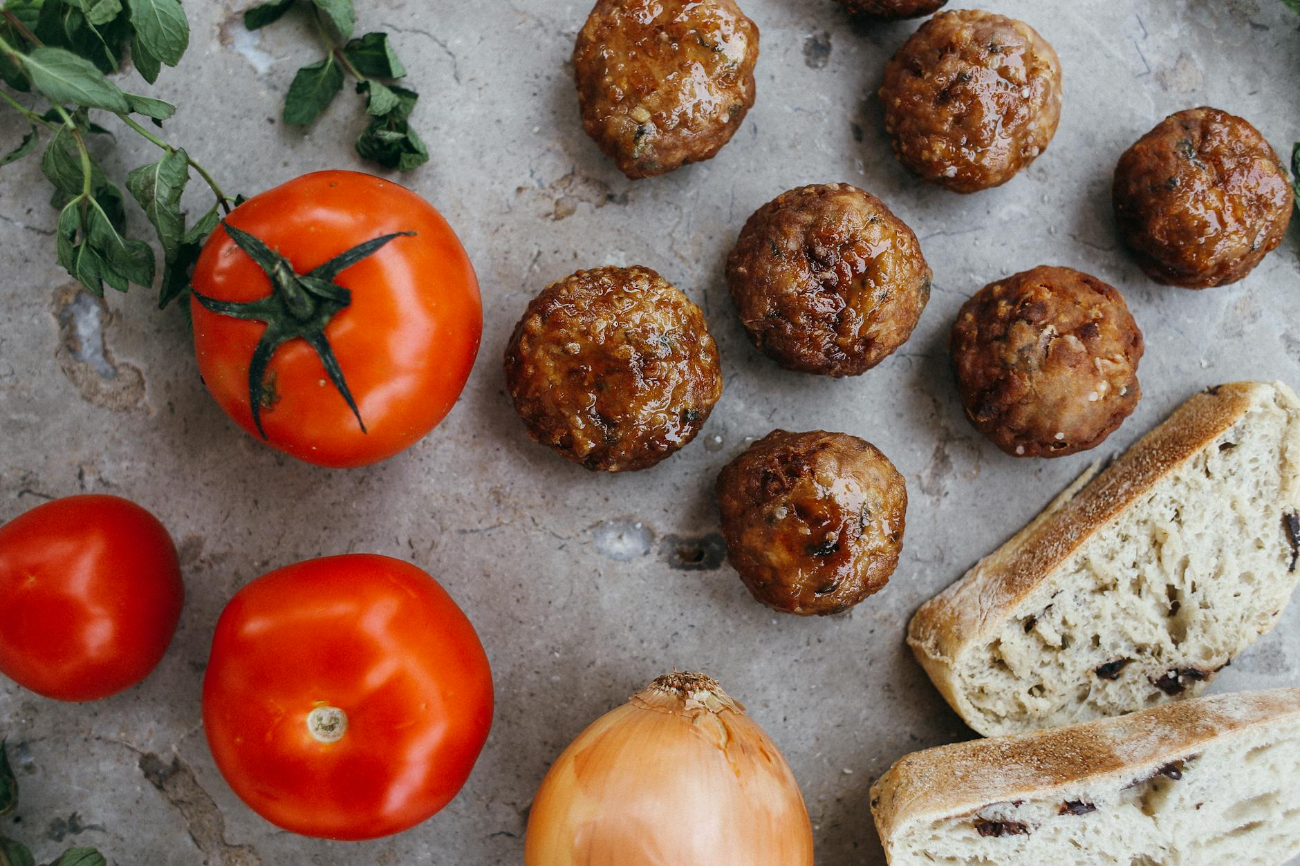 Delicious Italian Baked Meatballs: Easy Homemade Recipe A simple, mess-free approach to creating perfectly seasoned Italian meatballs in your oven
