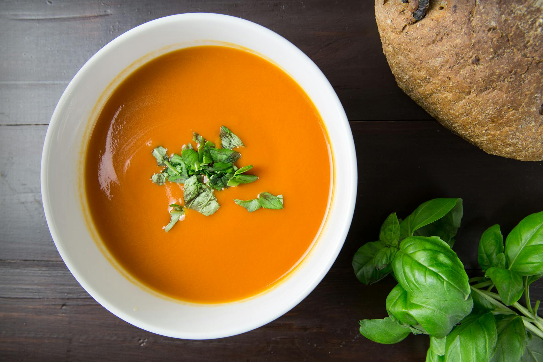 Quick and Easy Vegetable Soup: A Hearty, Comforting Classic Wholesome, nutritious, and brimming with fresh flavor, this vegetable soup is perfect for busy weeknights or cozy family gatherings.