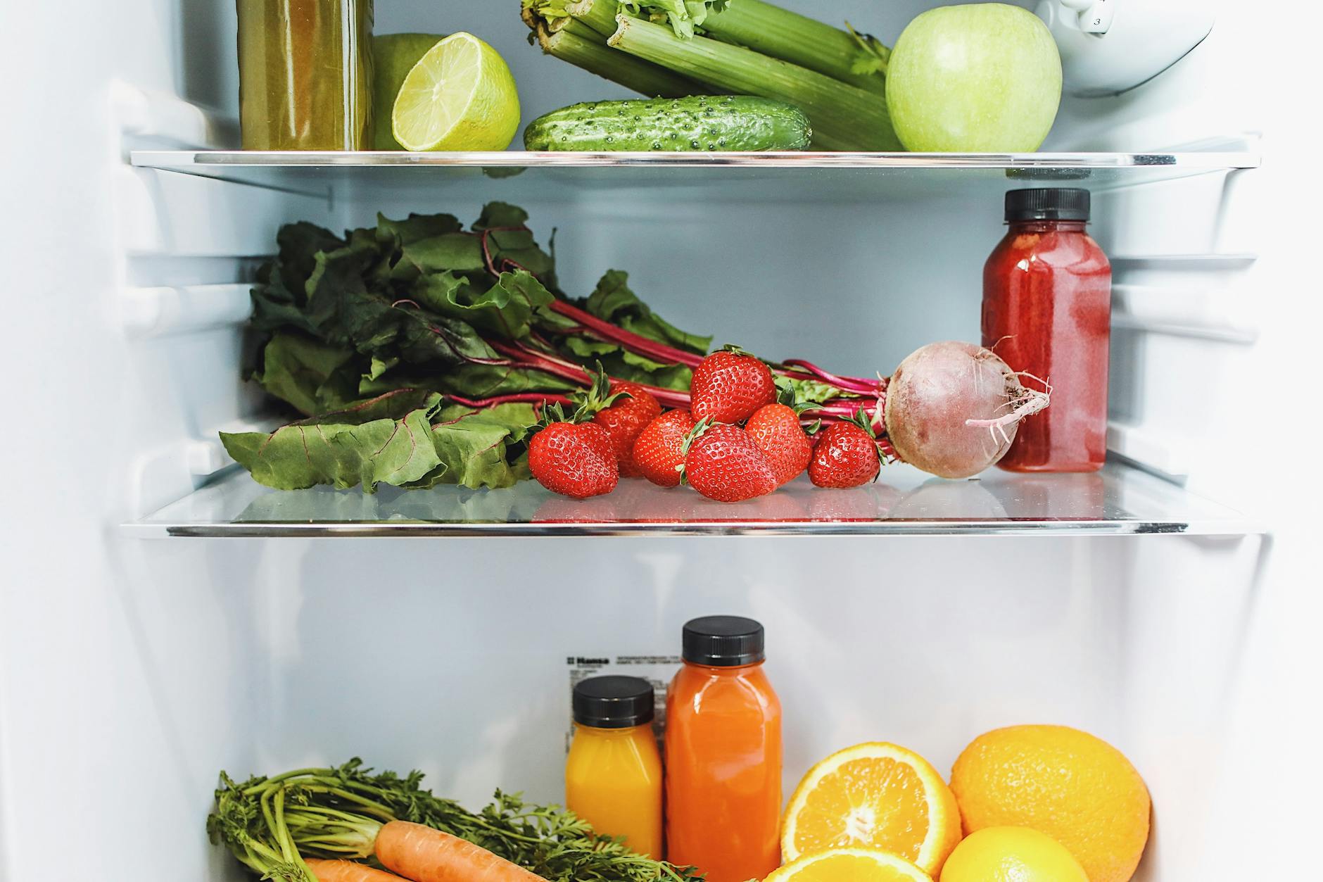 21 Refreshing Juice Cleanse Recipes to Reboot Your Health Revitalize your routine with 21 nutrient-packed juice cleanse recipes, from green juices to detox waters, perfect for any time you need a fresh start.