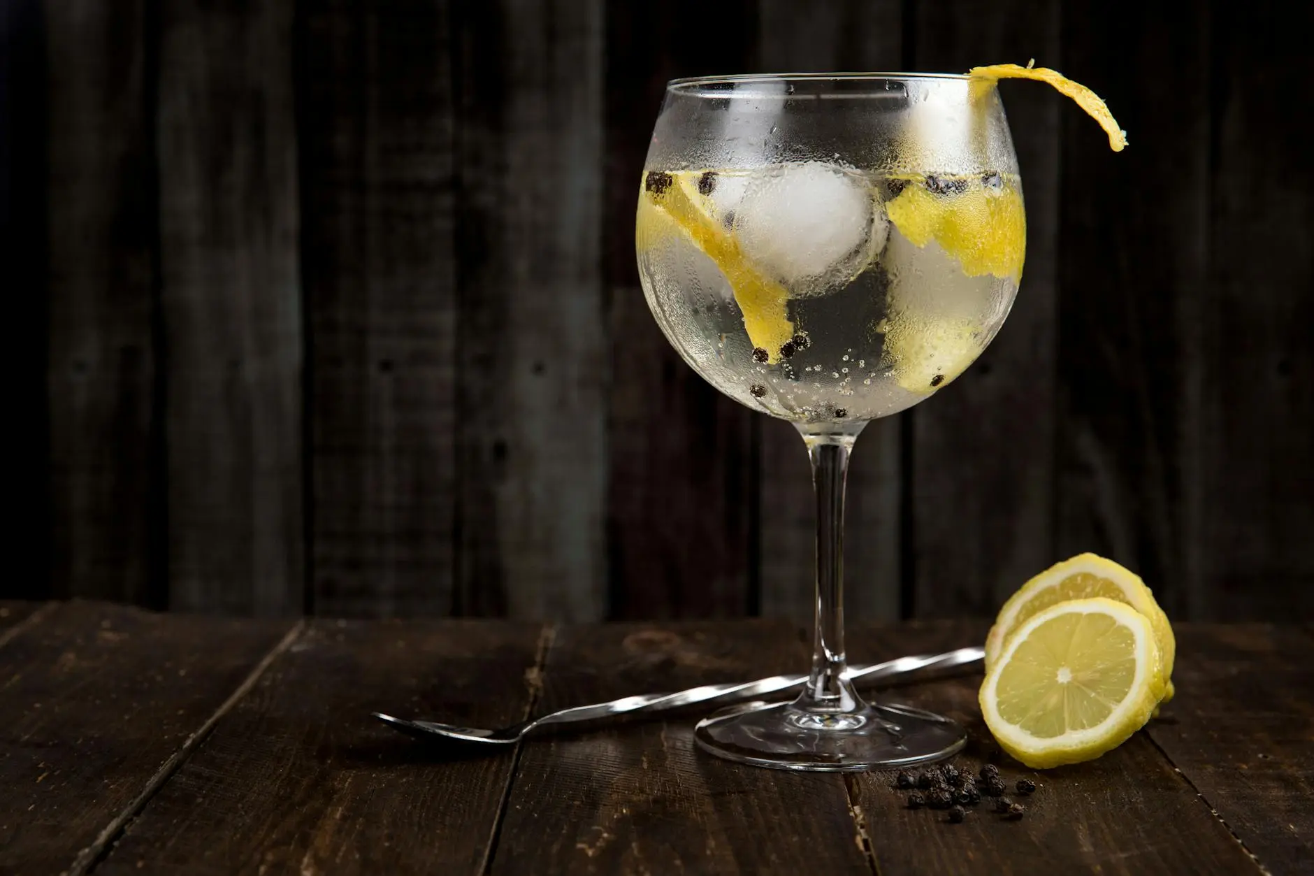 Master the art of the perfect Gin and Tonic with tips on ingredients, proportions, serving, variations, and pro secrets.