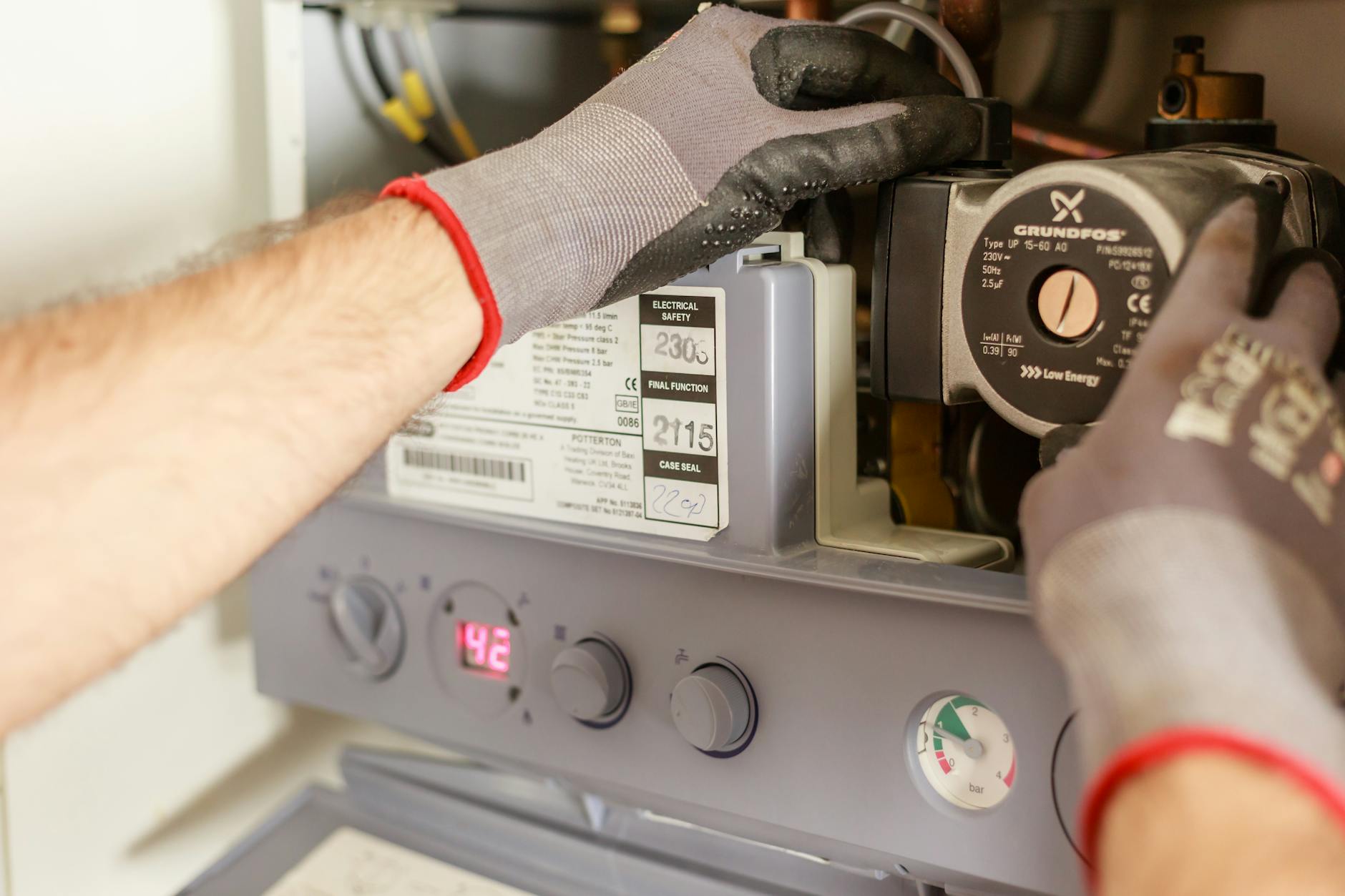 Boiler Replacement Cost Guide: Pricing, Factors, and FAQs (2025) Learn about boiler replacement costs, key pricing factors, and how to save on your next heating investment.