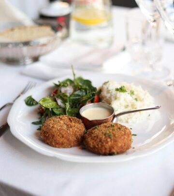 Ultimate Crab Cakes: The Perfect Seafood Delicacy
