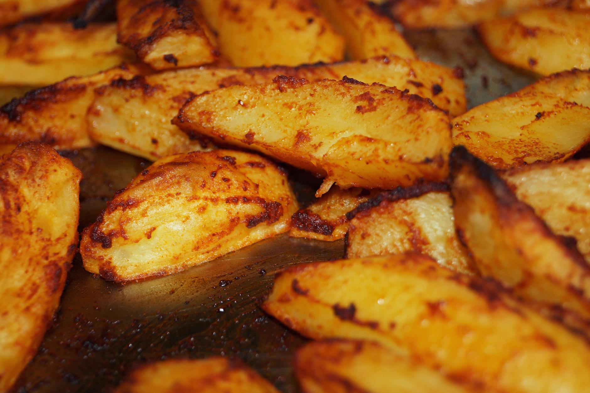 Perfect Herb-Seasoned Oven Roasted Potatoes Crispy on the outside, tender on the inside, and bursting with aromatic herbs