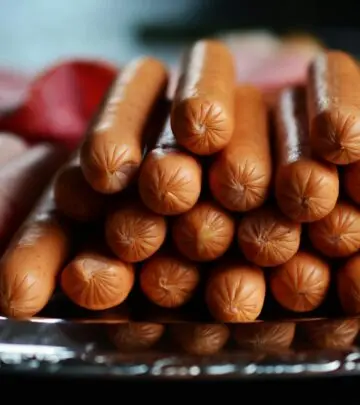 Discover how to make perfectly cooked, juicy, and crispy hot dogs in your air fryer in minutes — plus tips, toppings, and serving ideas.