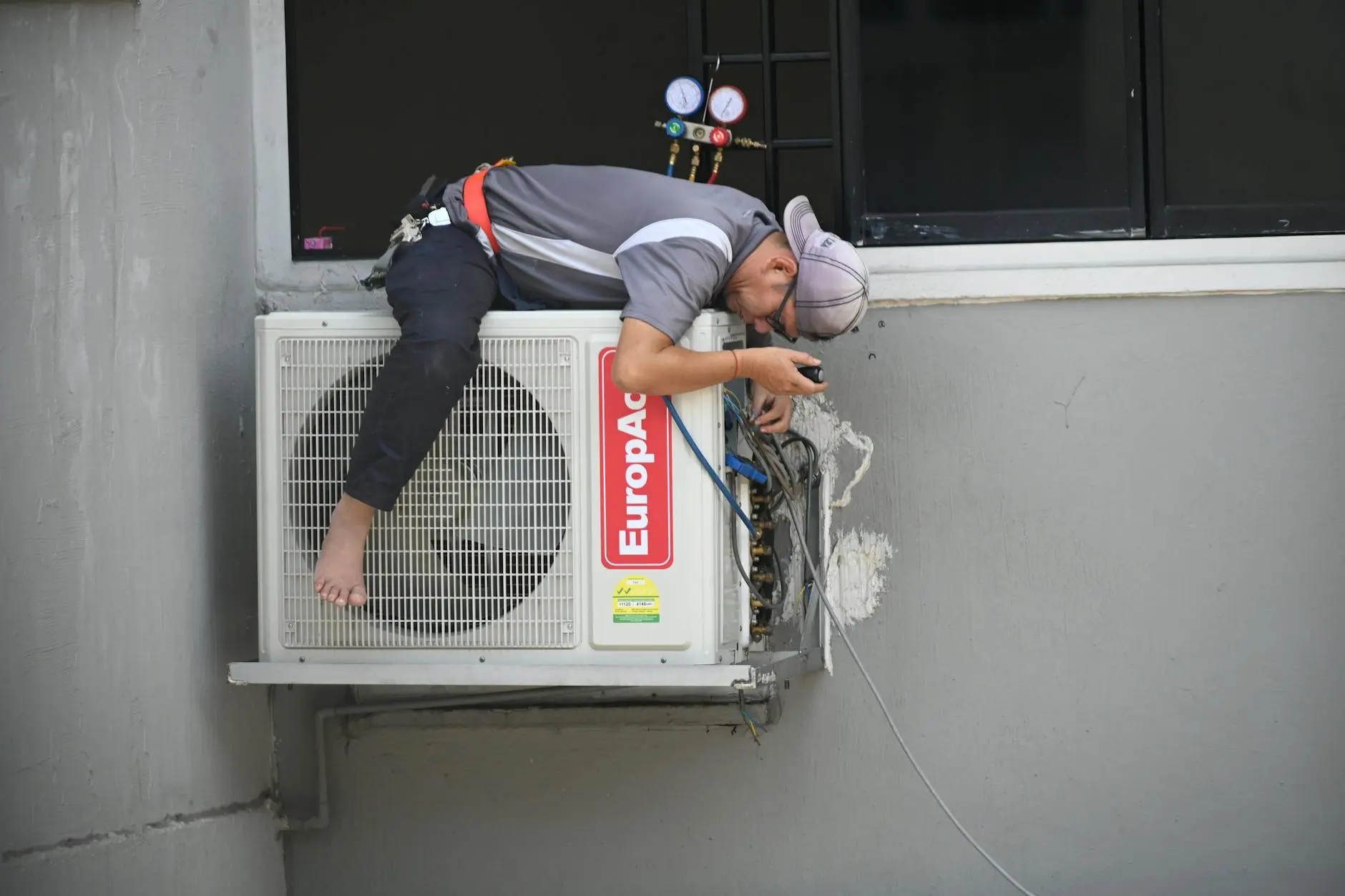 AC Condenser Replacement Cost: What Homeowners Should Expect Understanding the factors that influence AC condenser replacement costs to help you budget effectively