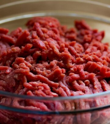 Delicious Ground Beef and Cabbage: A Hearty One-Pot Meal