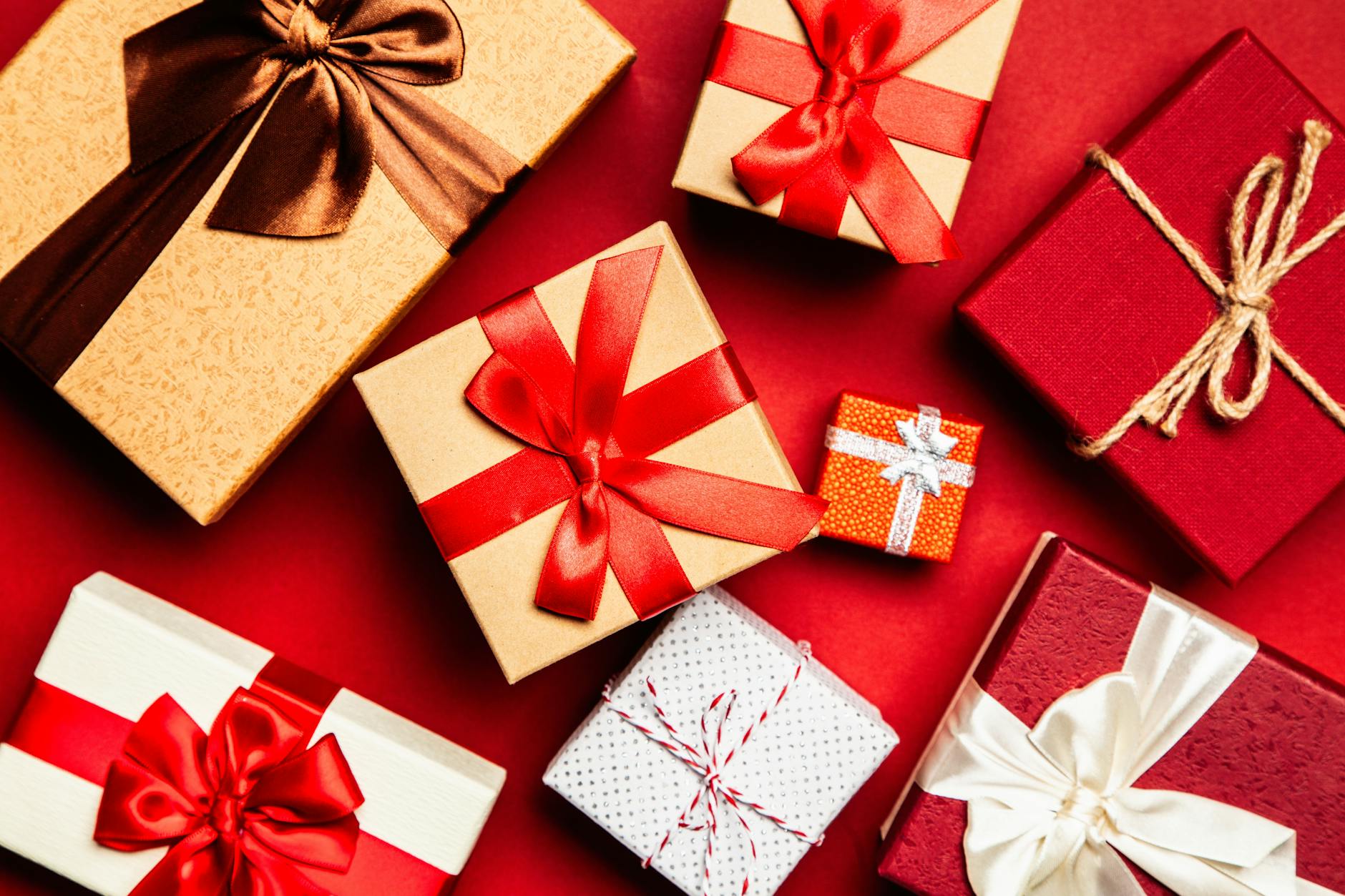 Ultimate Christmas Wishlist Guide: What to Ask for This Year Discover the perfect gift ideas to add to your Christmas wishlist that will make your holiday season extra special