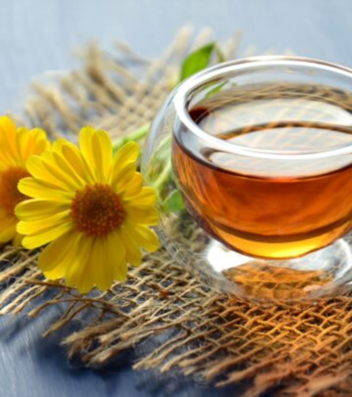 Ginger Turmeric Tea Recipe: 6 Health Benefits & Easy Guide Warm up naturally with this delicious, anti-inflammatory ginger turmeric tea packed with wellness benefits.