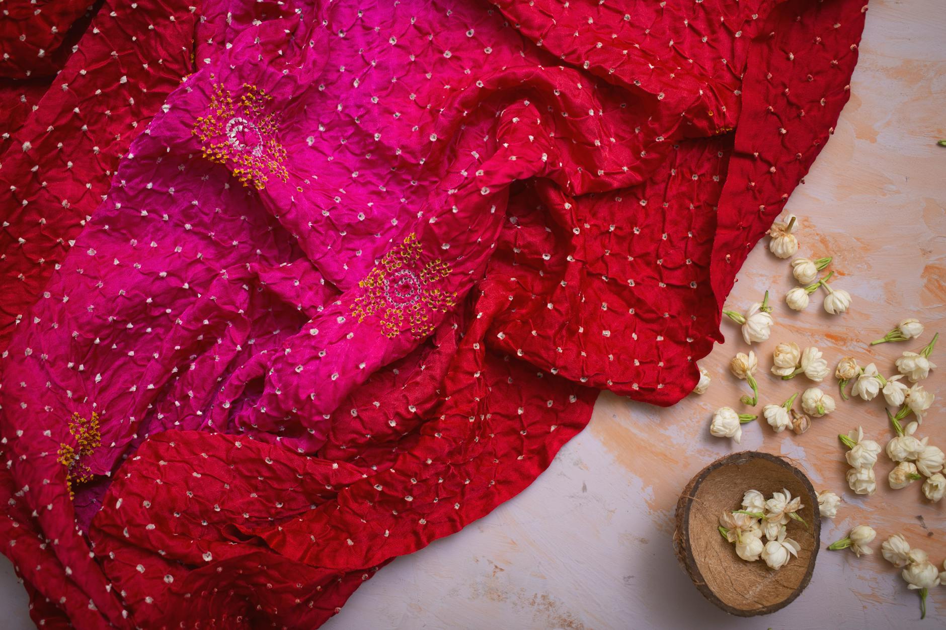 Jasmine Varieties: 14 Types for Fragrance and Beauty Discover 14 beautiful jasmine varieties for your garden, with tips on care, growth habits, and selecting the perfect fragrant plant.
