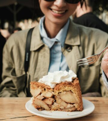 French-Style Apple Tart (Tarte Tatin): A Classic Upside-Down Delight