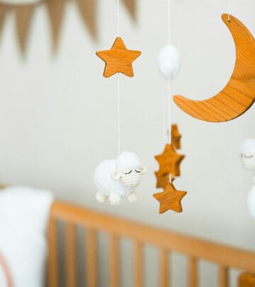Send your loved ones into sweet dreams with these heartfelt good night messages