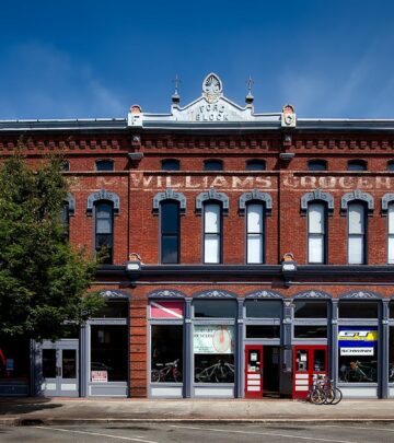 America’s Top 10 Best Small Towns to Visit in 2025