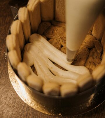 Homemade Ladyfingers: The Perfect Sponge for Your Desserts