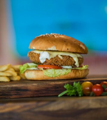 Natasha’s Chicken Burgers: The Ultimate Easy and Juicy Chicken Burger Recipe