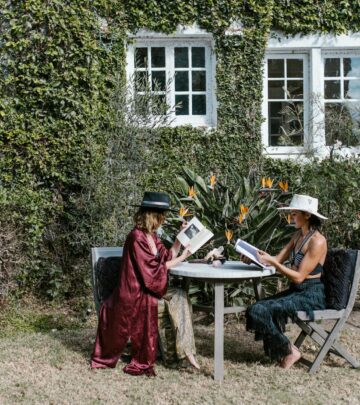 Moonlight Garden Ideas: How to Create a Stunning White Garden After Dark