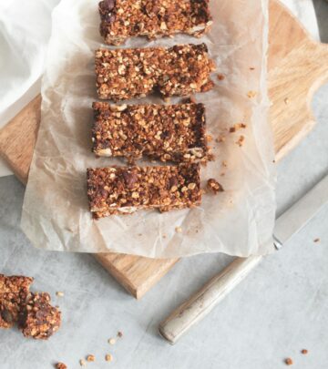 No-Bake Chocolate Oat Bars: Simple, Sweet, and Satisfying