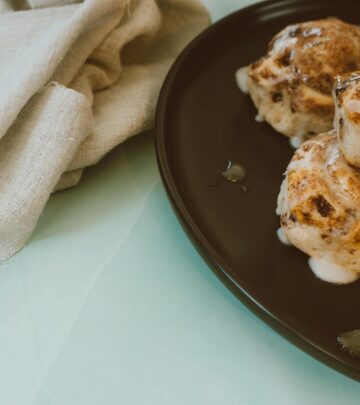 A homemade topping that balances sweet and tangy for an unforgettable morning treat.