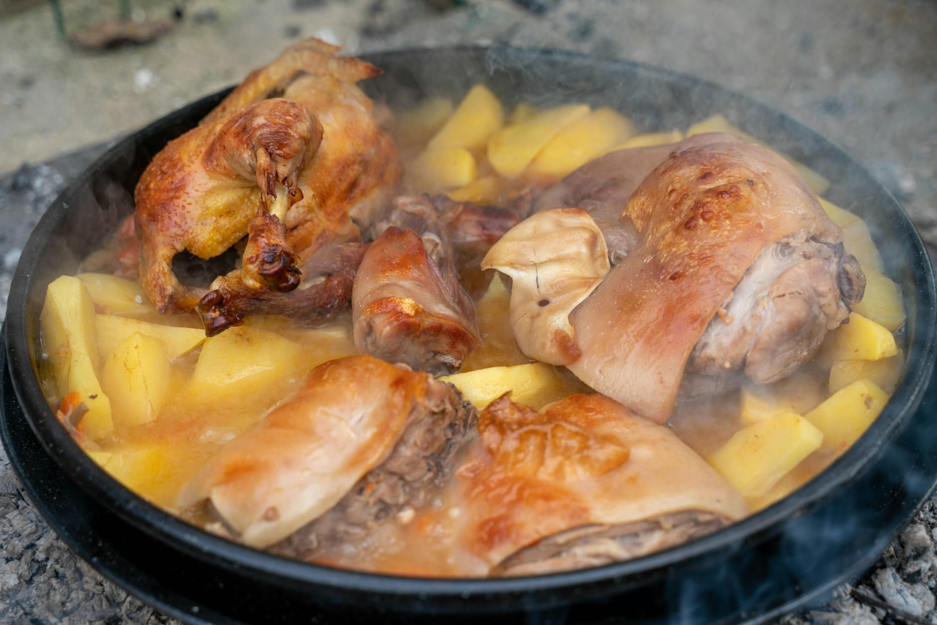 Pork Chili Verde (Green Pork Chili): A Flavorful Mexican Classic A vibrant blend of tomatillos and spices yields a tangy, soul-warming dish.