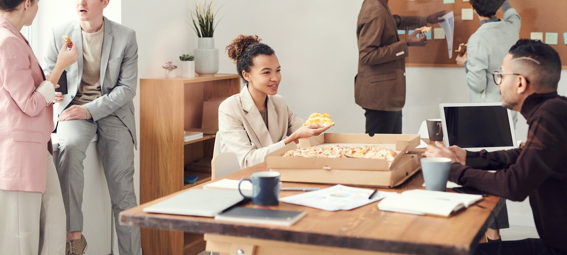 93 Quick & Delicious Work Lunch Ideas to Power Your Day Transform your noon break with simple, delicious recipes ready in just minutes.
