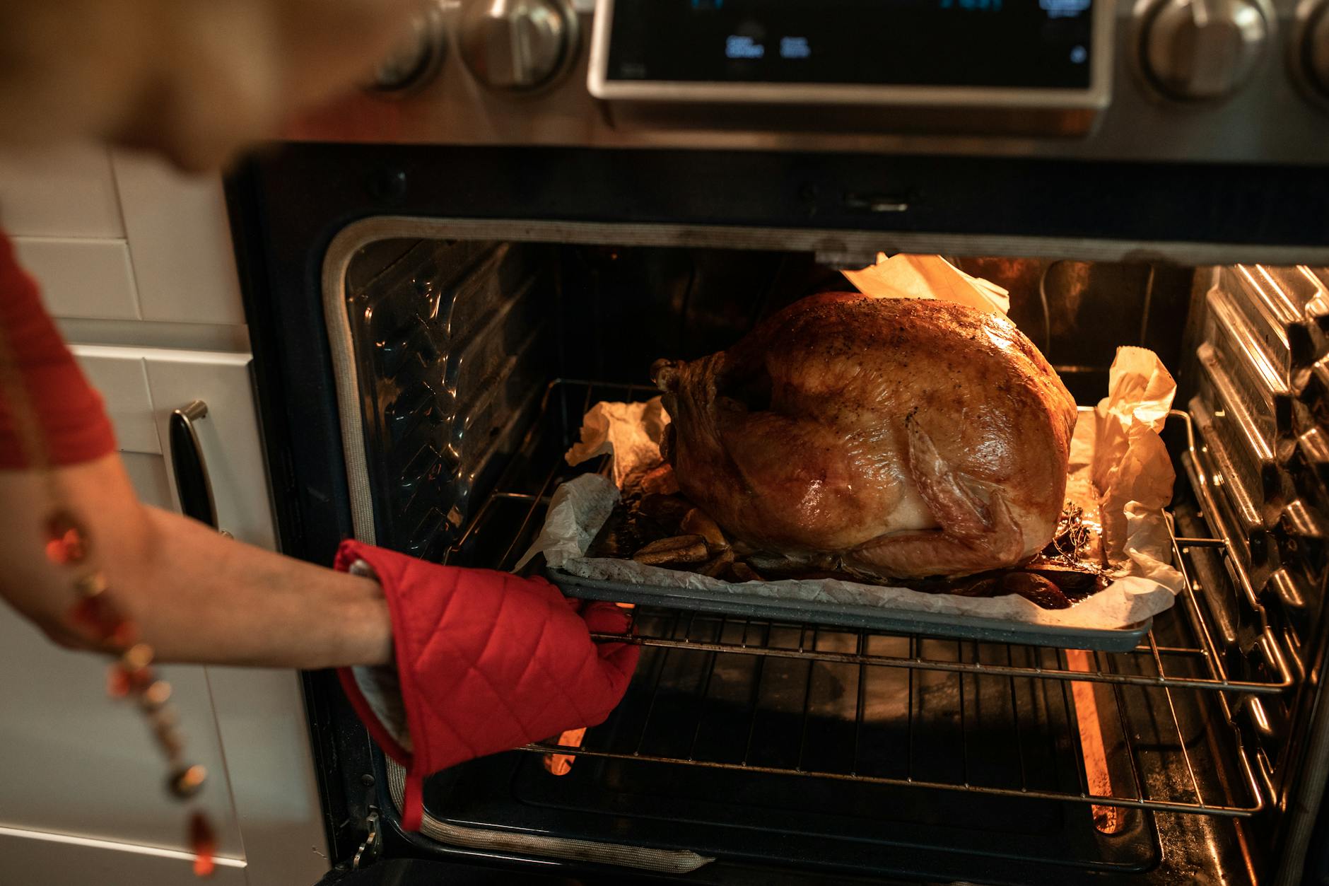 Simple Turkey Gravy: The Ultimate Guide for Rich, Homemade Flavor A velvety sauce that transforms leftover drippings into crowd-pleasing flavor.