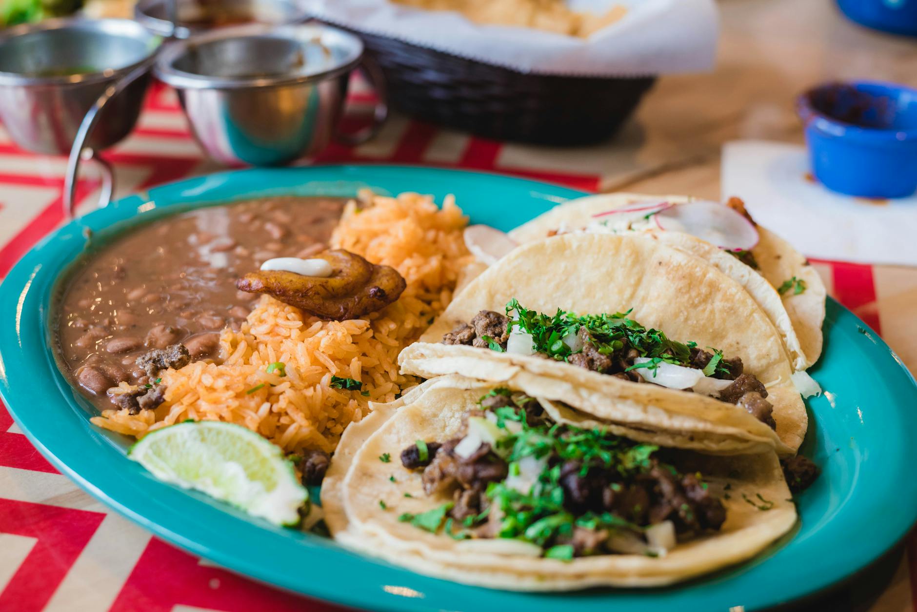 69 Traditional Mexican Recipes: Timeless Classics and Modern Twists Flavorful exploration of Mexico’s favorite bites from bustling stalls to sweet finales.