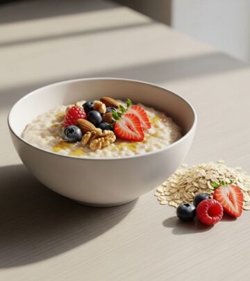 Discover how oatmeal supports weight loss, its health perks, the best types to eat, and the right ways to enjoy it for your goals.